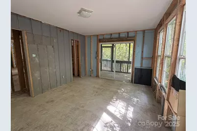 254 River Road, Newland, NC 28657 - Photo 7