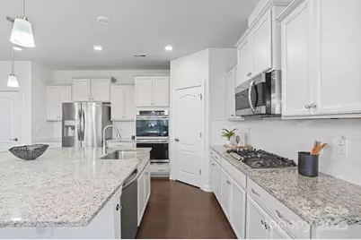 16617 Cozy Cove Road, Charlotte, NC 28278 - Photo 11