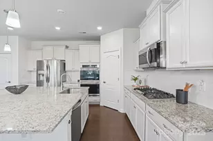 16617 Cozy Cove Rd, Charlotte, NC 28278 - Photo 11