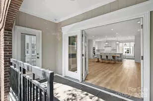 321 W 7th St, Charlotte, NC 28202 - Photo 21