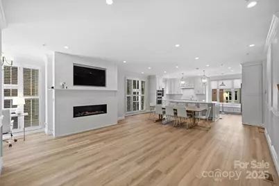 321 W 7th Street, Charlotte, NC 28202 - Photo 19