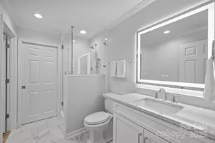 321 W 7th St, Charlotte, NC 28202 - Photo 43