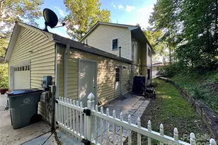 1003 Edinburg Ct, Lenoir, NC 28645 - Photo 7