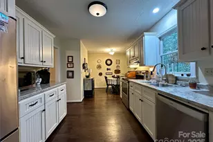 1003 Edinburg Ct, Lenoir, NC 28645 - Photo 21