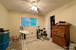 1003 Edinburg Ct, Lenoir, NC 28645 - Photo 33