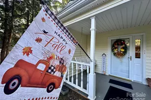 1003 Edinburg Ct, Lenoir, NC 28645 - Photo 9