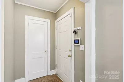 626 E 4th Avenue, Gastonia, NC 28054 - Photo 9