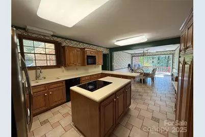 1437 Westmoreland Drive, Lancaster, SC 29720 - Photo 7