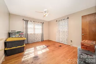 2415 Heavner Rd, Lincolnton, NC 28092 - Photo 11