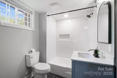 1715 Washington Avenue, Charlotte, NC 28216 - Photo 33