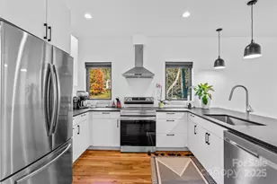 110 Timberview Dr, Swannanoa, NC 28778 - Photo 15