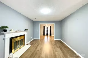 1634 Pamela Lorraine Dr, Charlotte, NC 28213 - Photo 5