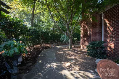 8731 Oakthorpe Drive, Charlotte, NC 28277 - Photo 37