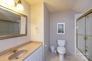 8731 Oakthorpe Dr, Charlotte, NC 28277 - Photo 35