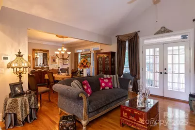 8731 Oakthorpe Drive, Charlotte, NC 28277 - Photo 9