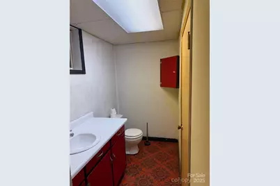 3532 16th Street NE #1, Hickory, NC 28601 - Photo 37