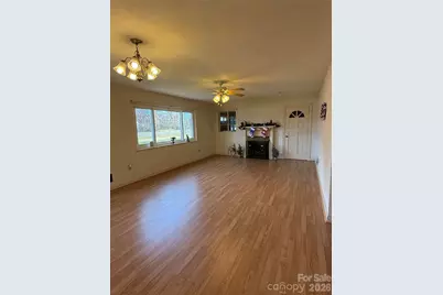 3532 16th Street NE #1, Hickory, NC 28601 - Photo 9