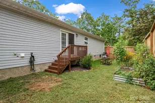 343 E Marshall Ridge Rd, Hendersonville, NC 28792 - Photo 33