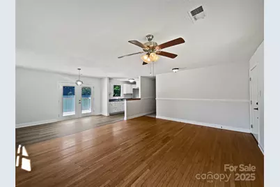 215 J Robinson Parkway, Kings Mountain, NC 28086 - Photo 5