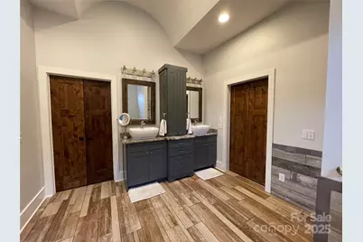 700 Bear Cliff Drive, Nebo, NC 28761 - Photo 21