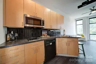 514 W 10th St, Charlotte, NC 28202 - Photo 5