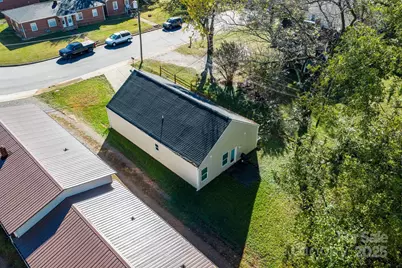 402 2nd Street SW, Hickory, NC 28602 - Photo 23