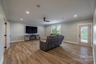 464 Lake Crest Dr, Nebo, NC 28761 - Photo 39