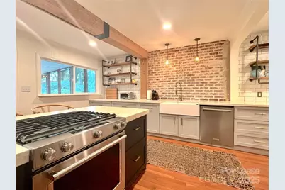 3108 Barnhill Drive, Charlotte, NC 28205 - Photo 11