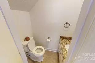 4025 Woodfox Dr, Charlotte, NC 28277 - Photo 19