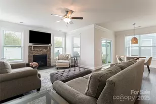 101 Fox Cove Rd, Hendersonville, NC 28792 - Photo 5