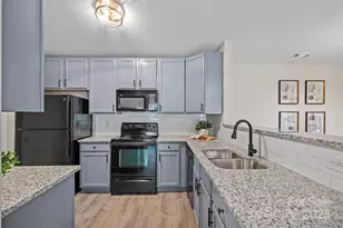 17178 Red Feather Dr, Charlotte, NC 28277 - Photo 5