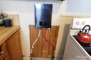 302 Hall St, York, SC 29745 - Photo 17