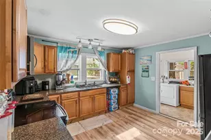 1245 Mitchell Ave, Statesville, NC 28677 - Photo 7