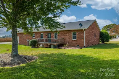 5136 Olde School Drive, Hickory, NC 28602 - Photo 35