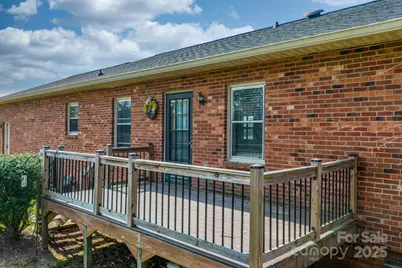 5136 Olde School Drive, Hickory, NC 28602 - Photo 37