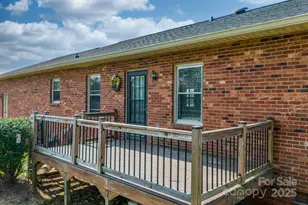 5136 Olde School Dr, Hickory, NC 28602 - Photo 37