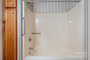 5136 Olde School Dr, Hickory, NC 28602 - Photo 23