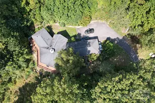 125 Winding Ridge Rd, Fairview, NC 28730 - Photo 3