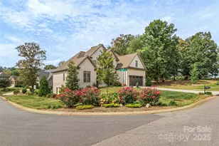 893 Players Ridge Rd, Hickory, NC 28601 - Photo 39