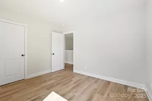 4019 Sarah Dr, Charlotte, NC 28217 - Photo 31