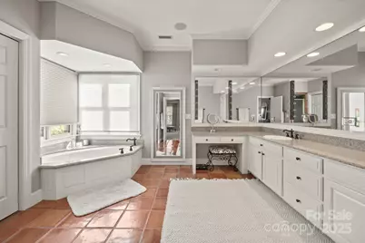 3630 8th Street Place NW, Hickory, NC 28601 - Photo 25