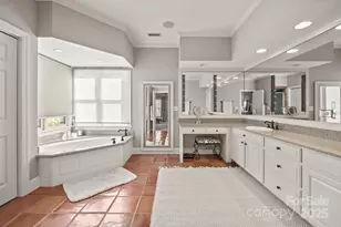 3630 8th St Pl NW, Hickory, NC 28601 - Photo 25