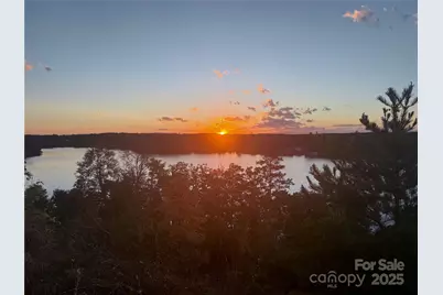 3630 8th Street Place NW, Hickory, NC 28601 - Photo 5