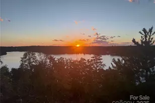 3630 8th St Pl NW, Hickory, NC 28601 - Photo 5