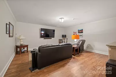 3630 8th Street Place NW, Hickory, NC 28601 - Photo 33