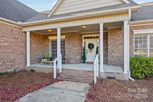 310 Clarendon Estates Dr, Clover, SC 29710 - Photo 1