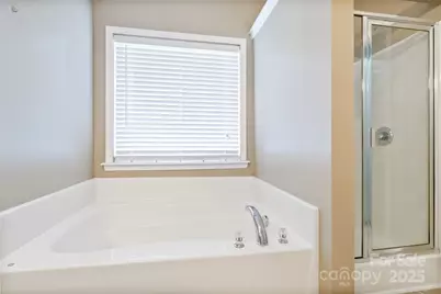 13834 Riding Hill Avenue, Charlotte, NC 28213 - Photo 39