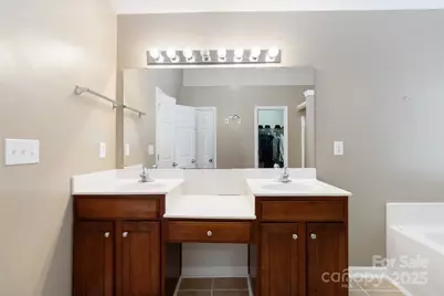 13834 Riding Hill Avenue, Charlotte, NC 28213 - Photo 41