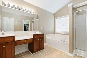 13834 Riding Hill Ave, Charlotte, NC 28213 - Photo 37