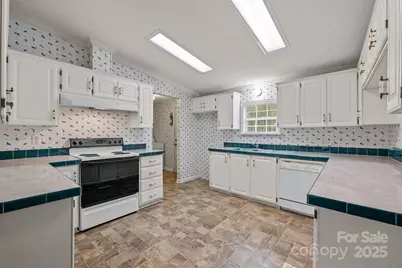 1626 Nc Hwy 704 Highway E, Lawsonville, NC 27022 - Photo 25